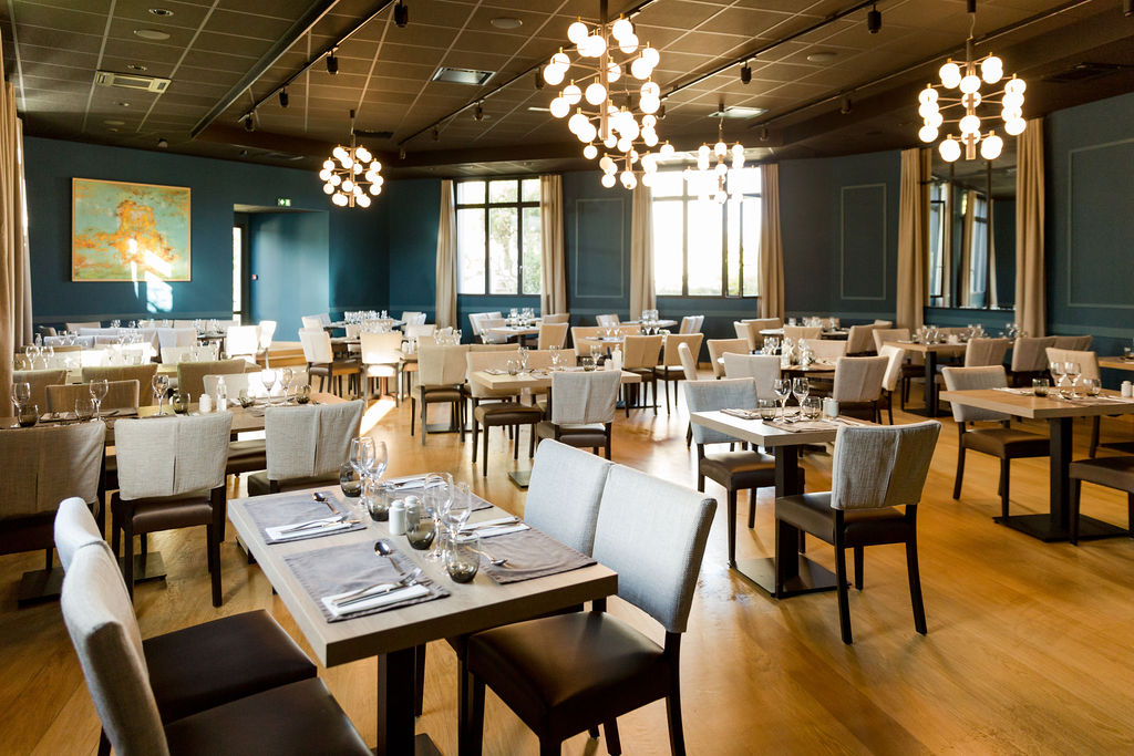 Salle de restaurant de l'Auberge du Vieux Château